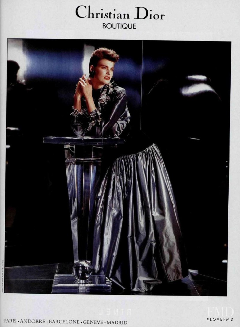 Linda Evangelista featured in  the Christian Dior advertisement for Autumn/Winter 1986