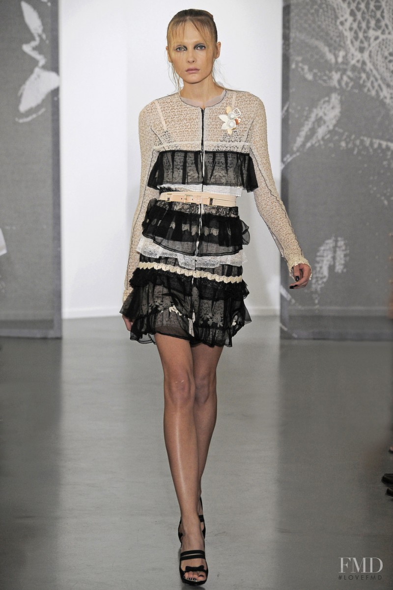 Nina Ricci fashion show for Spring/Summer 2010