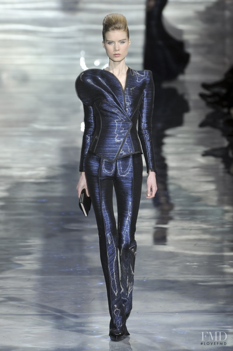 Elsa Sylvan featured in  the Armani Prive fashion show for Spring/Summer 2010