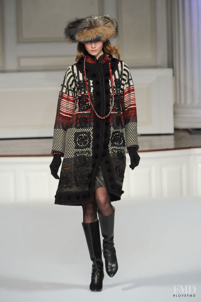 Karlie Kloss featured in  the Oscar de la Renta fashion show for Autumn/Winter 2011
