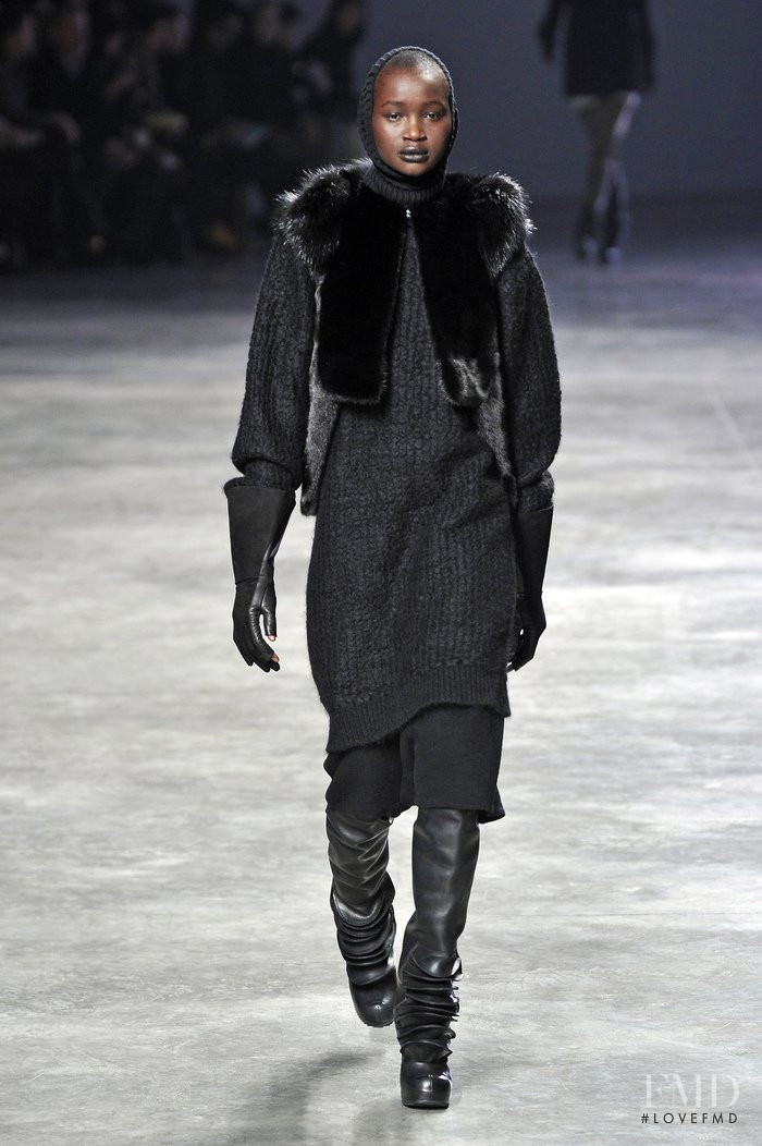 Rick Owens Limo fashion show for Autumn/Winter 2011