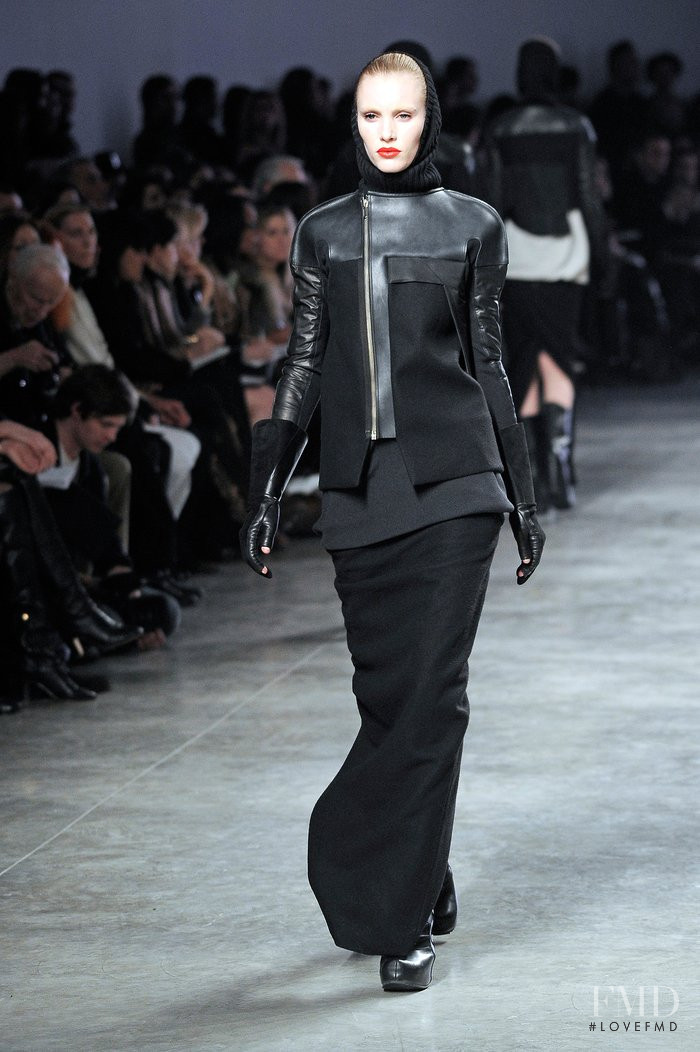 Rick Owens Limo fashion show for Autumn/Winter 2011