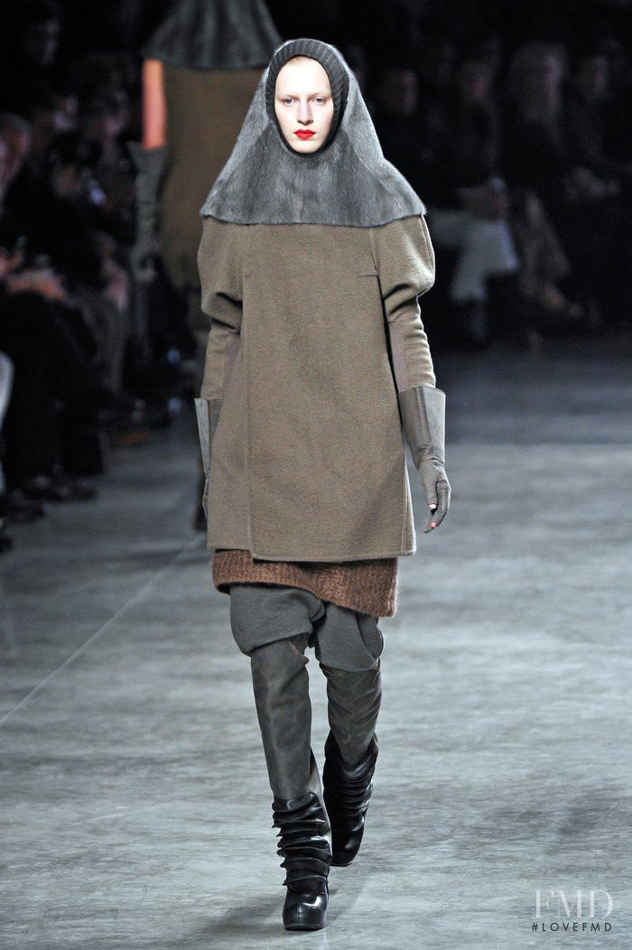 Rick Owens Limo fashion show for Autumn/Winter 2011