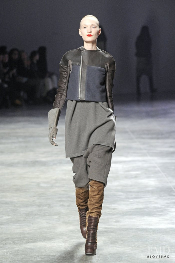 Rick Owens Limo fashion show for Autumn/Winter 2011