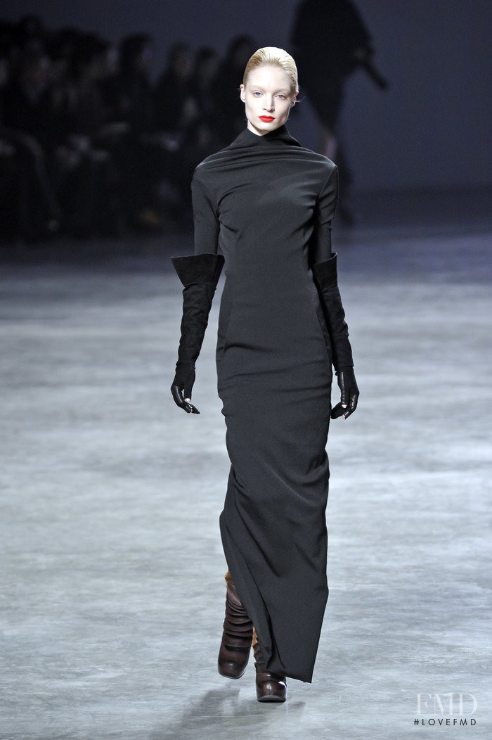 Rick Owens Limo fashion show for Autumn/Winter 2011