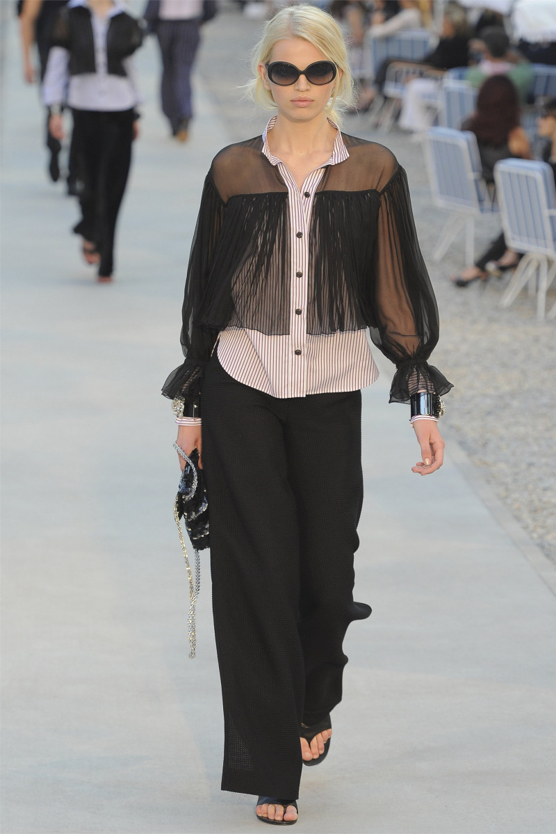 Daphne Groeneveld featured in  the Chanel fashion show for Resort 2012
