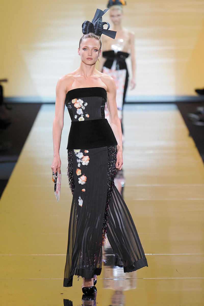 Karmen Pedaru featured in  the Armani Prive fashion show for Autumn/Winter 2011