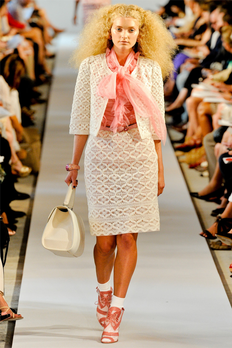 Elsa Hosk featured in  the Oscar de la Renta fashion show for Spring/Summer 2012