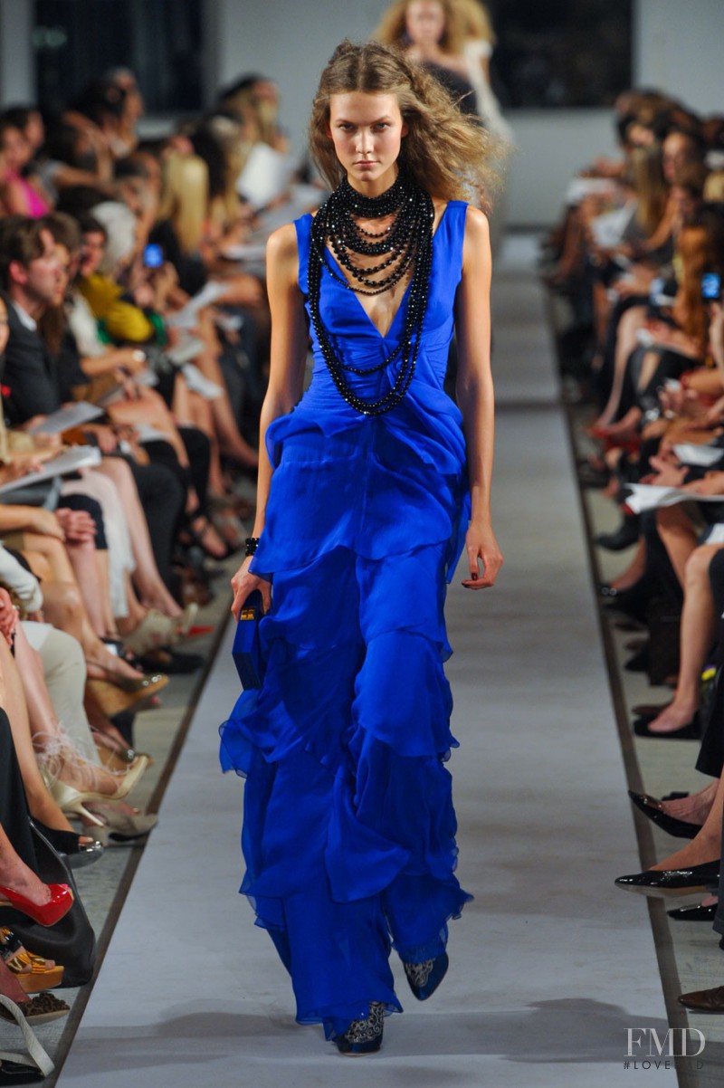 Karlie Kloss featured in  the Oscar de la Renta fashion show for Spring/Summer 2012