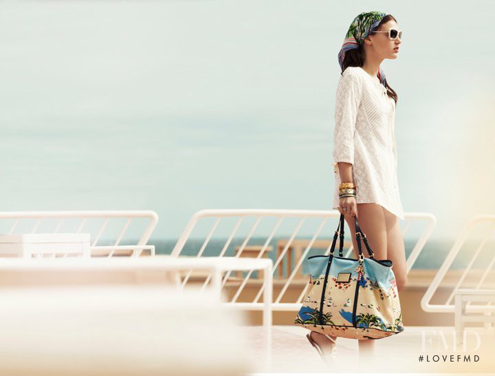 Louis Vuitton advertisement for Summer 2011