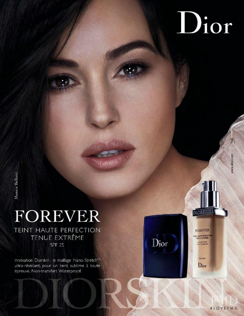 Monica Bellucci featured in  the Dior Beauty Forever Teint Haute Perfection advertisement for Autumn/Winter 2007