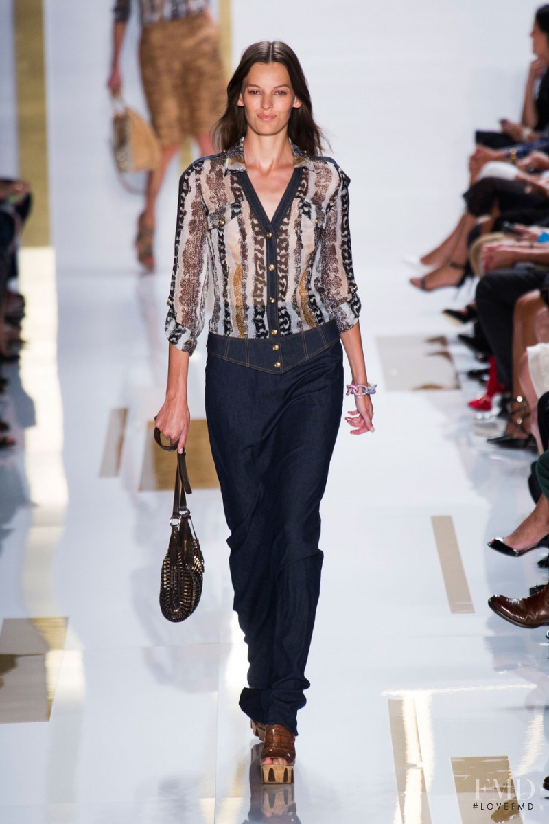Amanda Murphy featured in  the Diane Von Furstenberg fashion show for Spring/Summer 2014