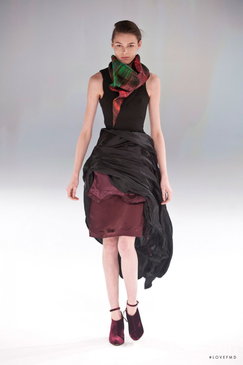 Hussein Chalayan fashion show for Autumn/Winter 2013