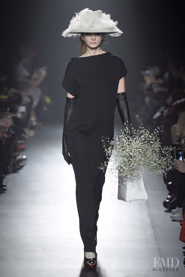 Mara Jankovic featured in  the DressCamp fashion show for Autumn/Winter 2016