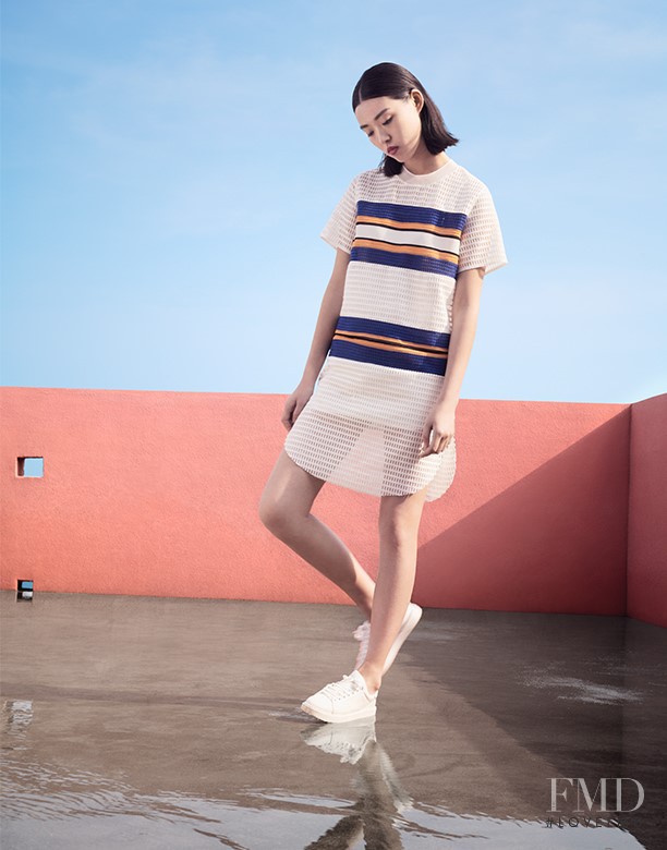 Tian Yi featured in  the Wandian advertisement for Spring/Summer 2016