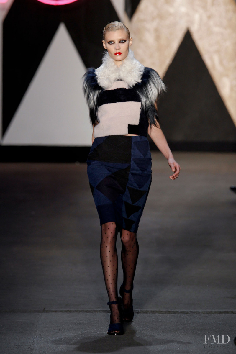 Jen Kao fashion show for Autumn/Winter 2013