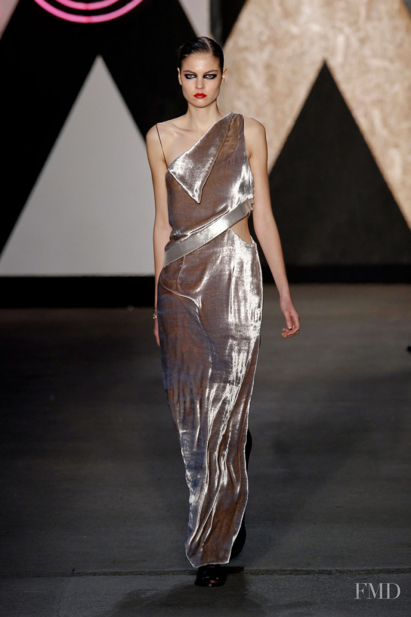 Jen Kao fashion show for Autumn/Winter 2013