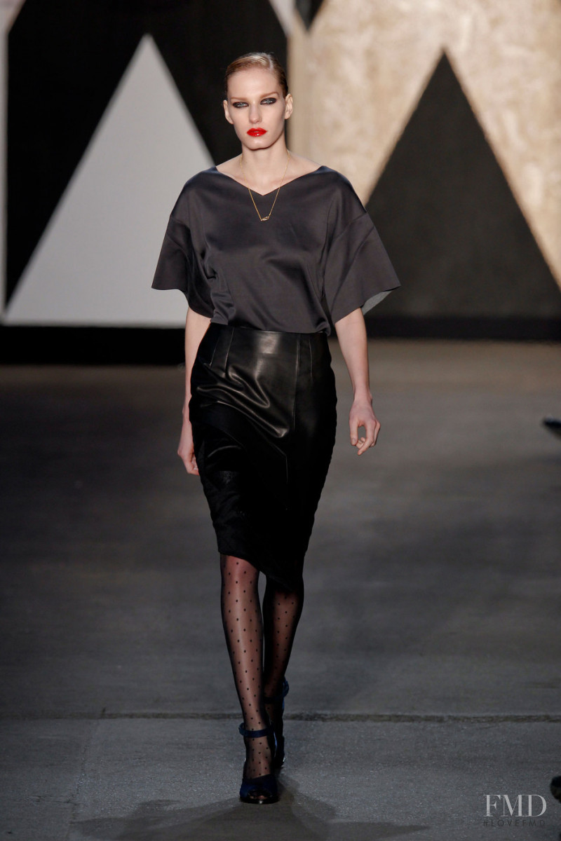 Jen Kao fashion show for Autumn/Winter 2013