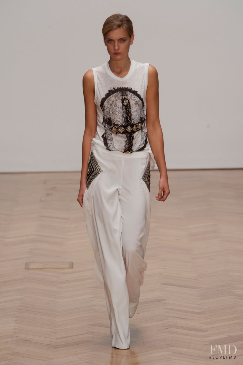 Sass & Bide fashion show for Spring/Summer 2013