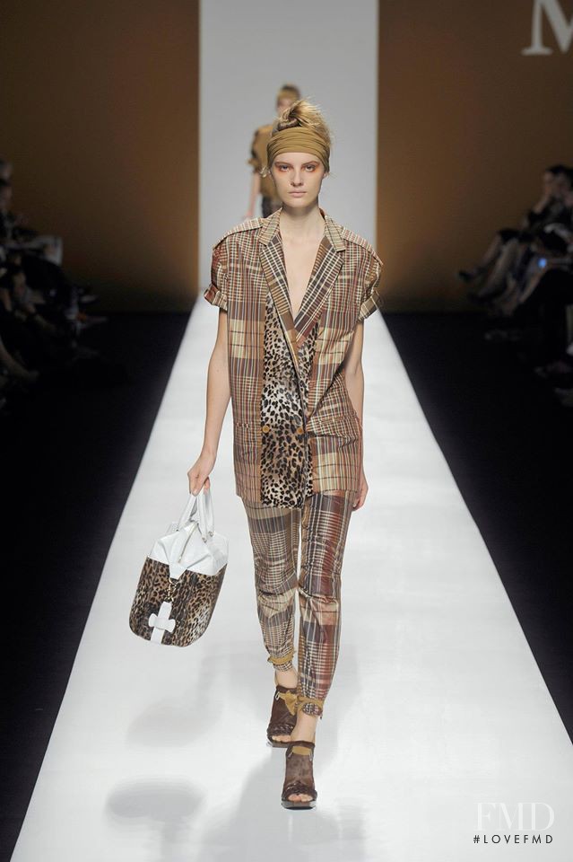 Max Mara fashion show for Spring/Summer 2013