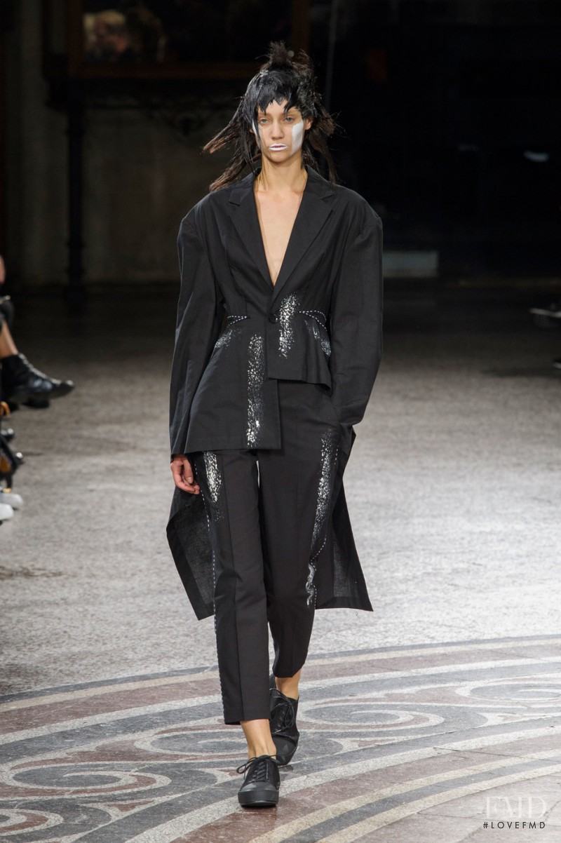 Yohji Yamamoto fashion show for Spring/Summer 2017