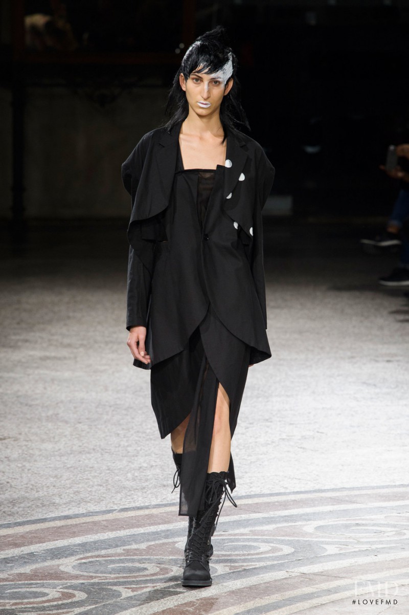 Yohji Yamamoto fashion show for Spring/Summer 2017