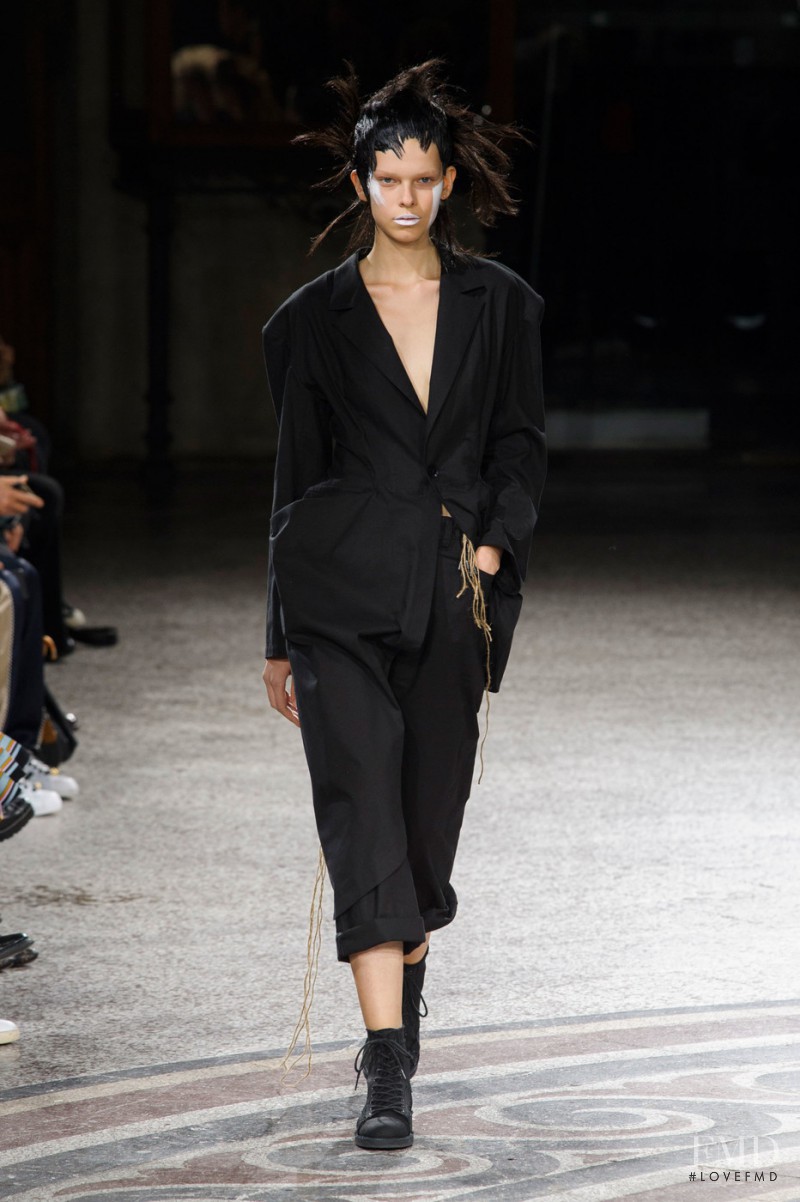 Giedre Sekstelyte featured in  the Yohji Yamamoto fashion show for Spring/Summer 2017