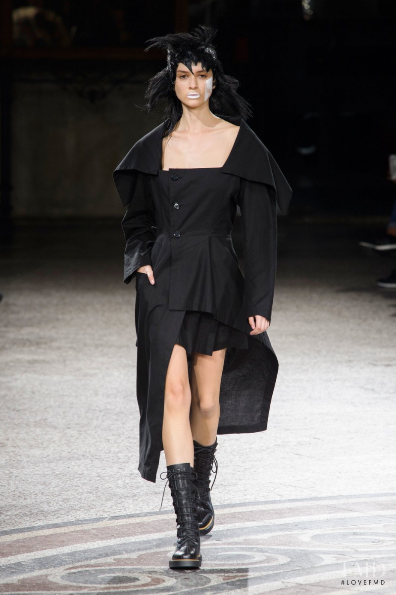 Yohji Yamamoto fashion show for Spring/Summer 2017