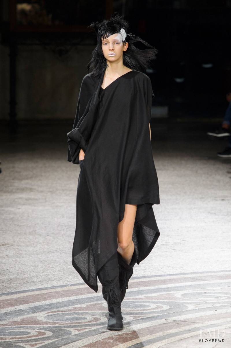 Yohji Yamamoto fashion show for Spring/Summer 2017