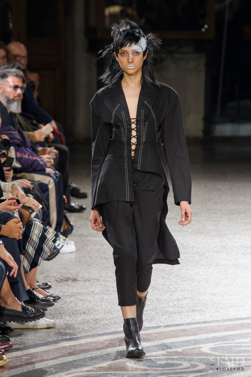 Yohji Yamamoto fashion show for Spring/Summer 2017