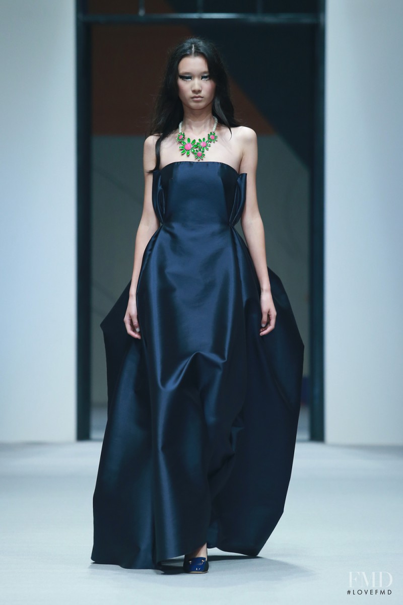 Yang Meng Huan featured in  the Beautyberry by Wang Yutao fashion show for Spring/Summer 2015