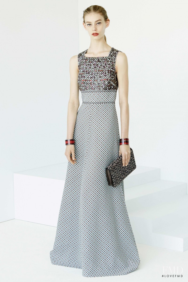 Ondria Hardin featured in  the Bottega Veneta lookbook for Resort 2016