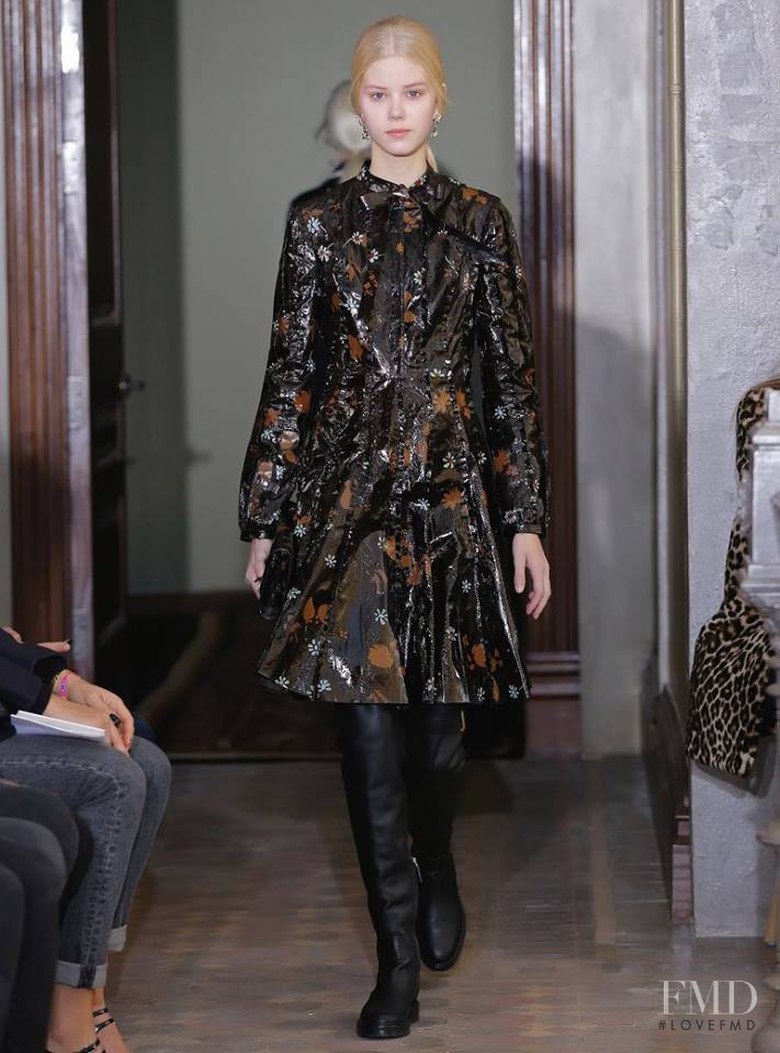 Valentino fashion show for Pre-Fall 2017