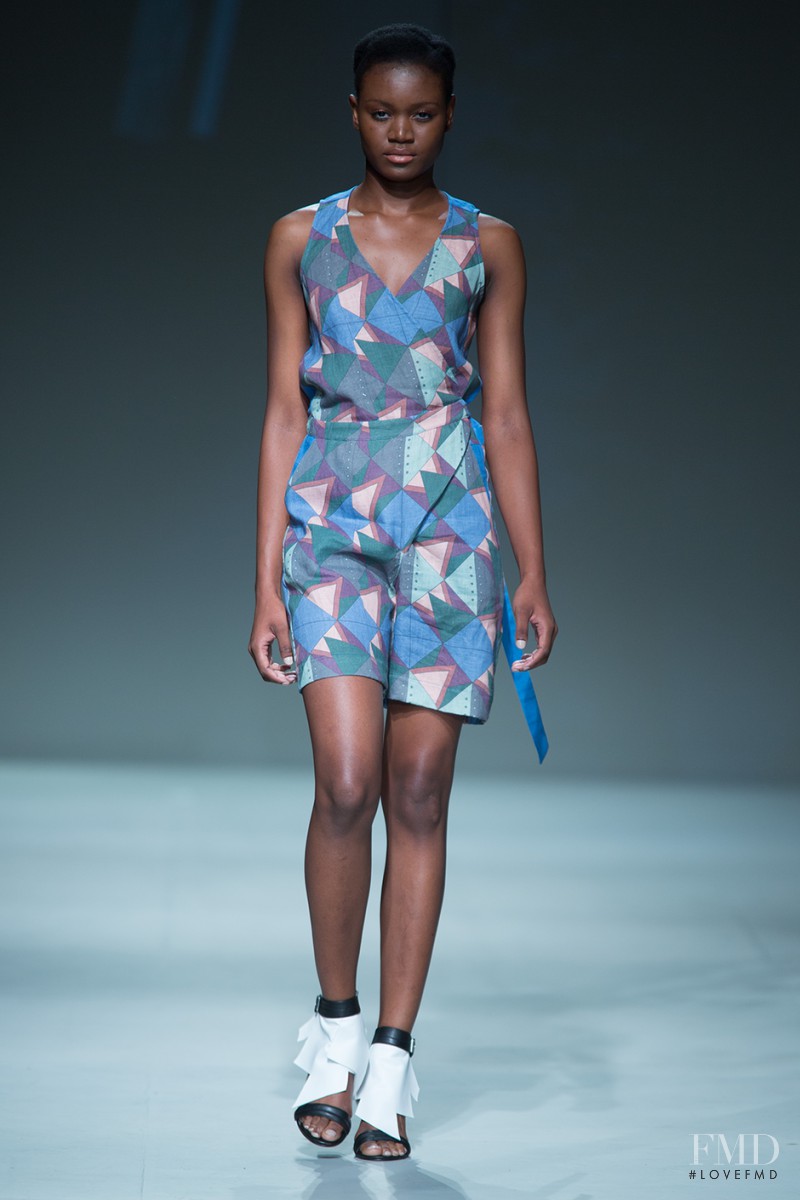 Amanda Laird Cherry fashion show for Spring/Summer 2015