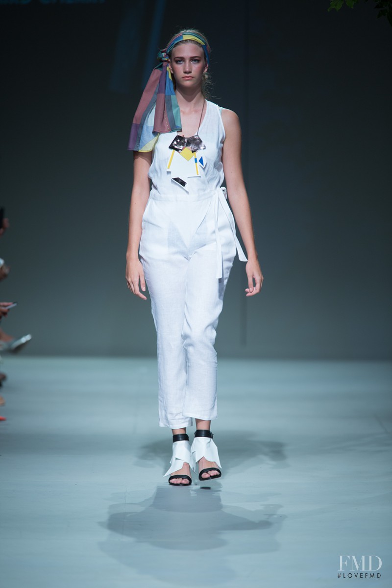 Amanda Laird Cherry fashion show for Spring/Summer 2015