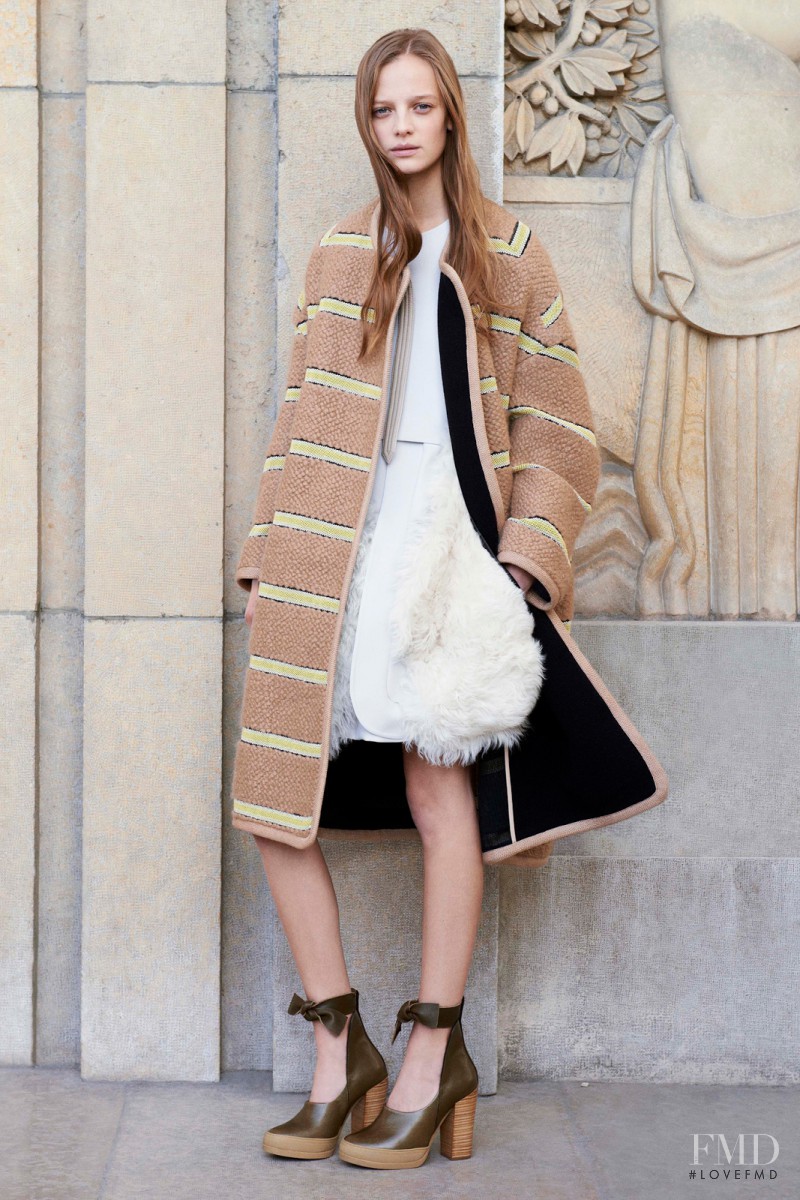 Ine Neefs featured in  the Chloe fashion show for Pre-Fall 2014