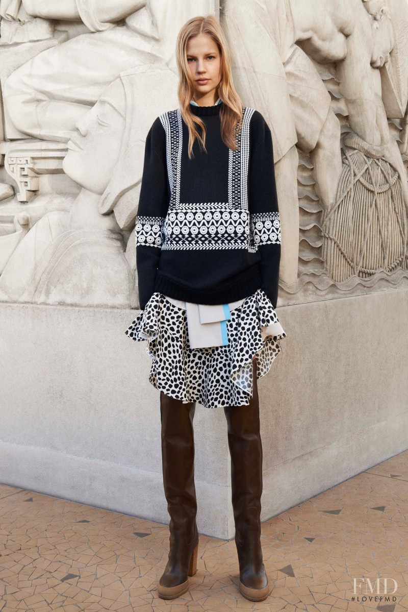 Elisabeth Erm featured in  the Chloe fashion show for Pre-Fall 2014