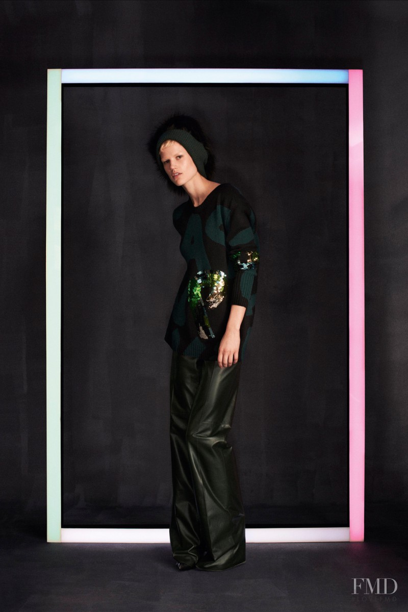 Saskia de Brauw featured in  the Louis Vuitton fashion show for Pre-Fall 2014