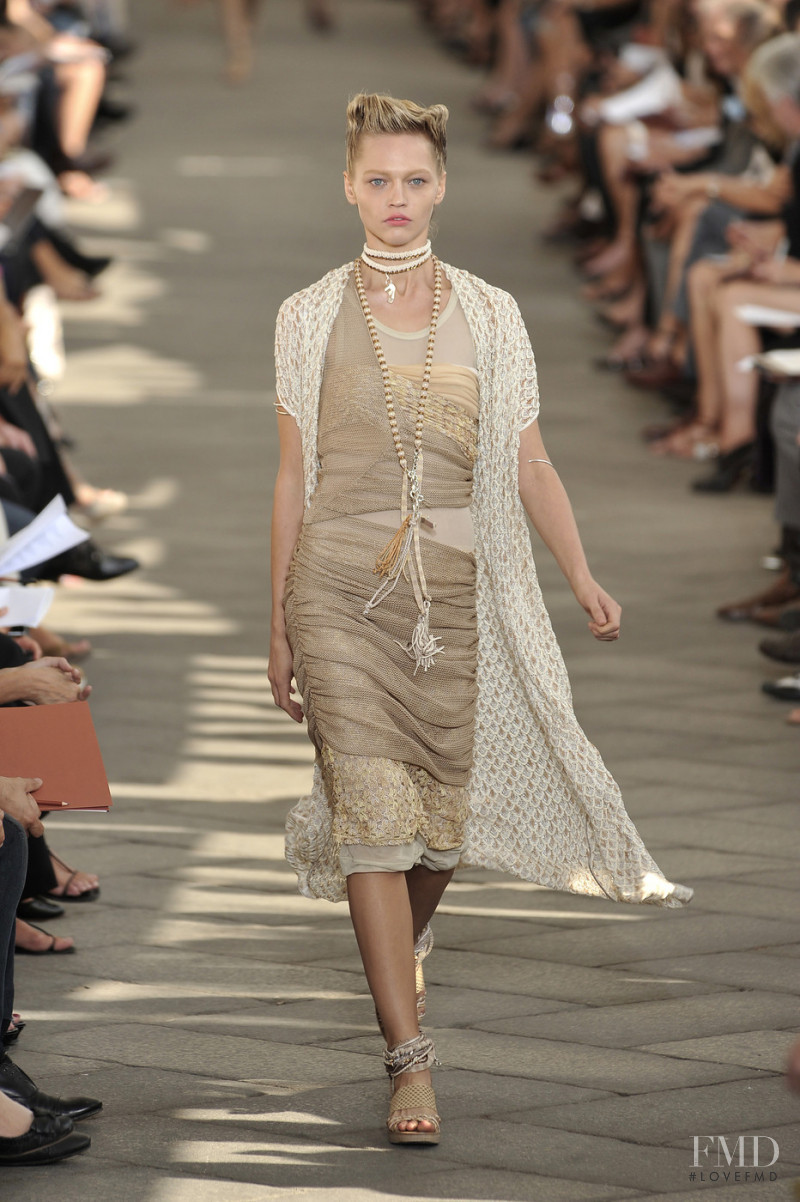 Sasha Pivovarova featured in  the Missoni fashion show for Spring/Summer 2010