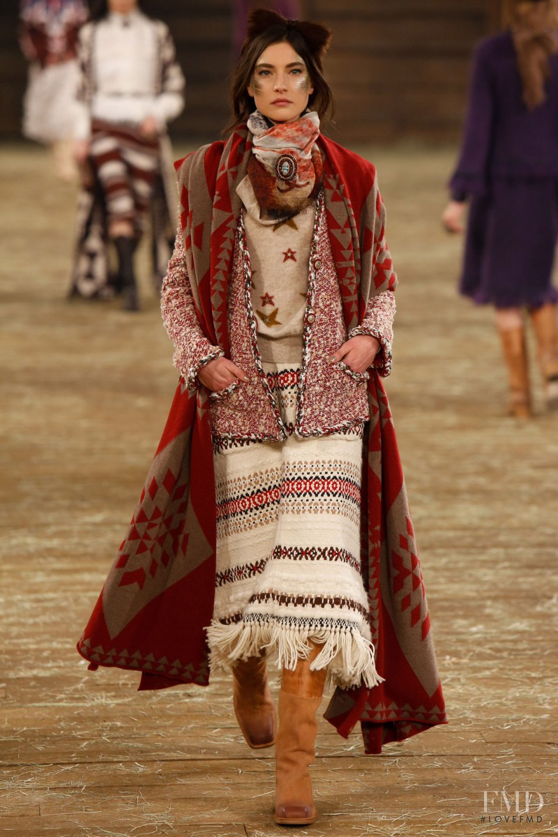 Jacquelyn Jablonski featured in  the Chanel fashion show for Pre-Fall 2014