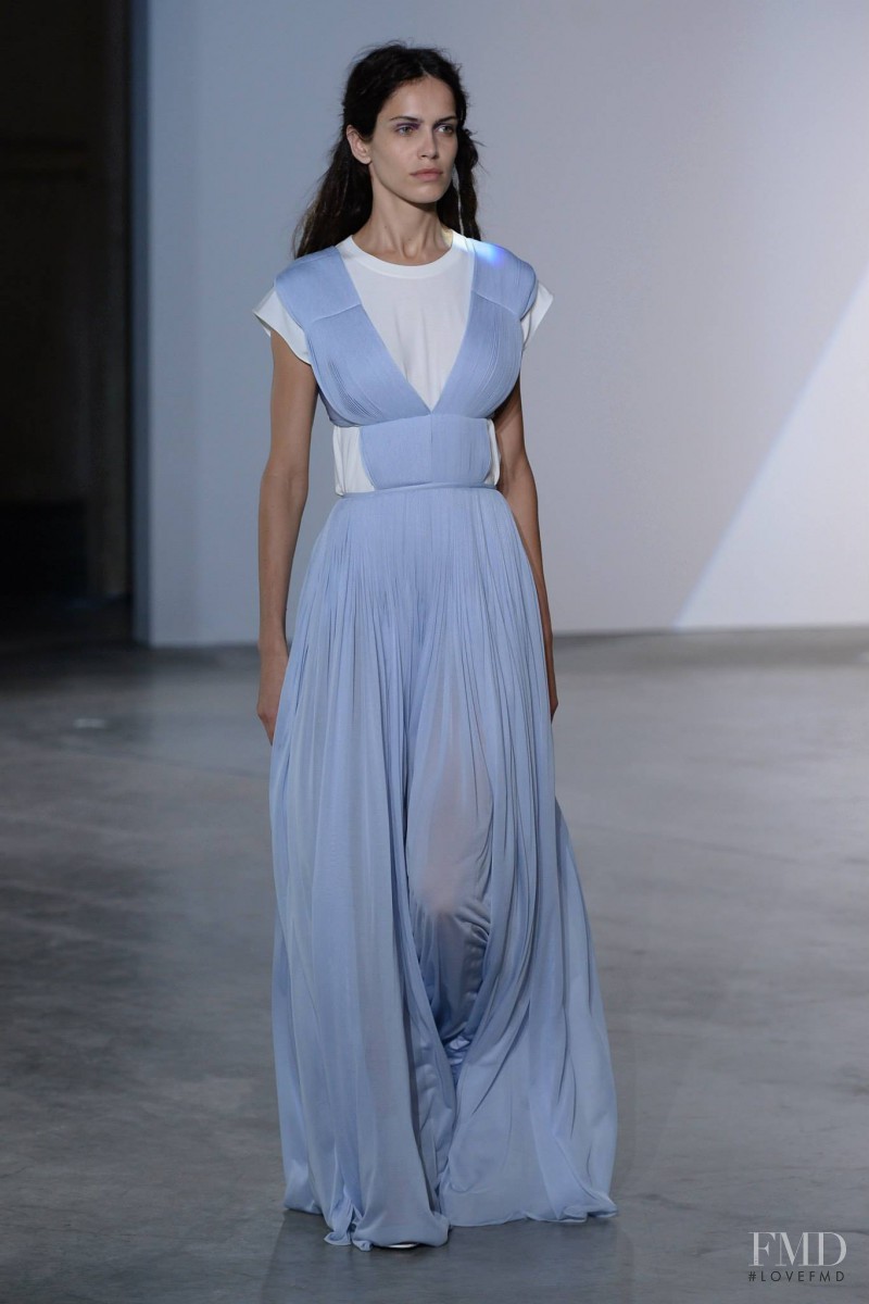 Vionnet fashion show for Spring/Summer 2014