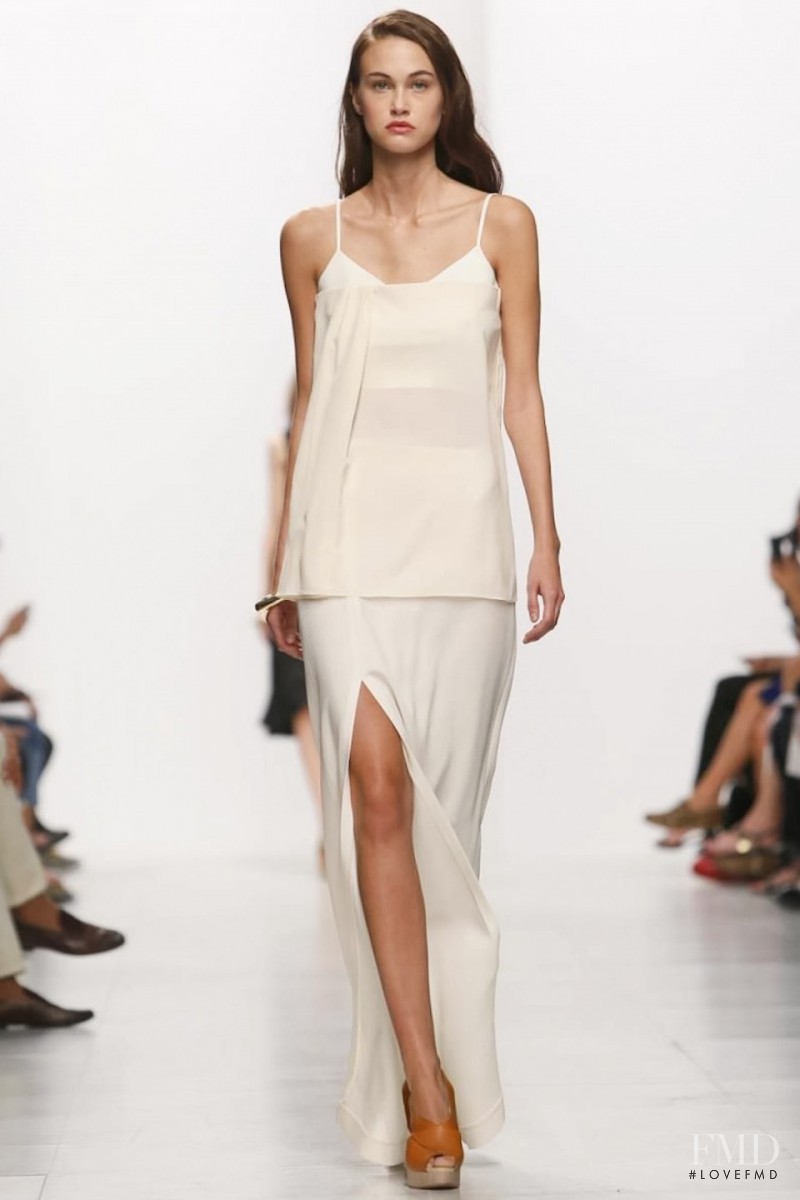 Sarah English featured in  the Hussein Chalayan fashion show for Spring/Summer 2014