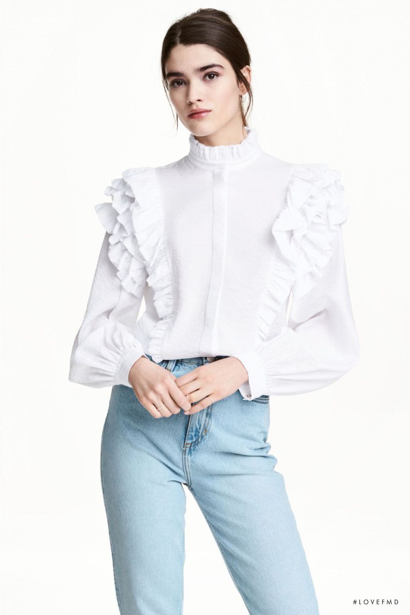 Alexandra Maria Micu featured in  the H&M catalogue for Spring/Summer 2017