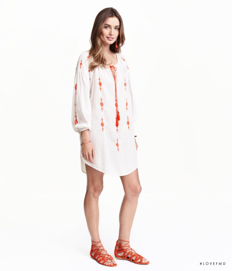 Andreea Diaconu featured in  the H&M catalogue for Spring/Summer 2016