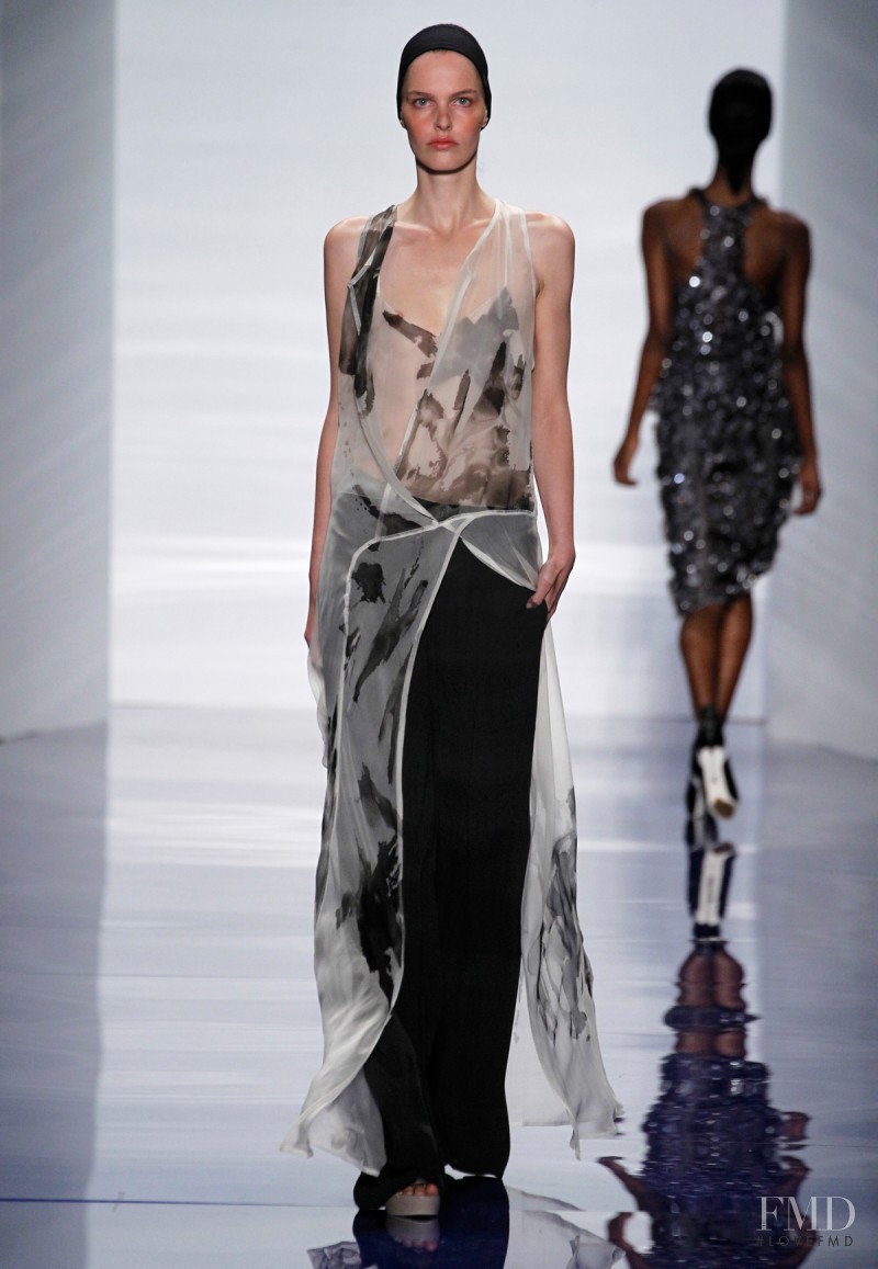Lisa Verberght featured in  the Vera Wang fashion show for Spring/Summer 2014