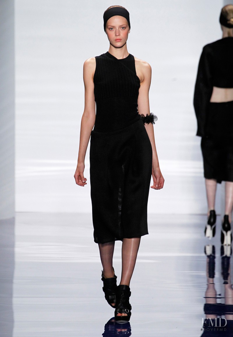 Esther Heesch featured in  the Vera Wang fashion show for Spring/Summer 2014