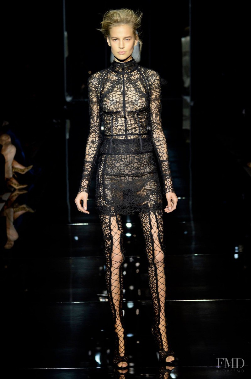 Elisabeth Erm featured in  the Tom Ford fashion show for Spring/Summer 2014