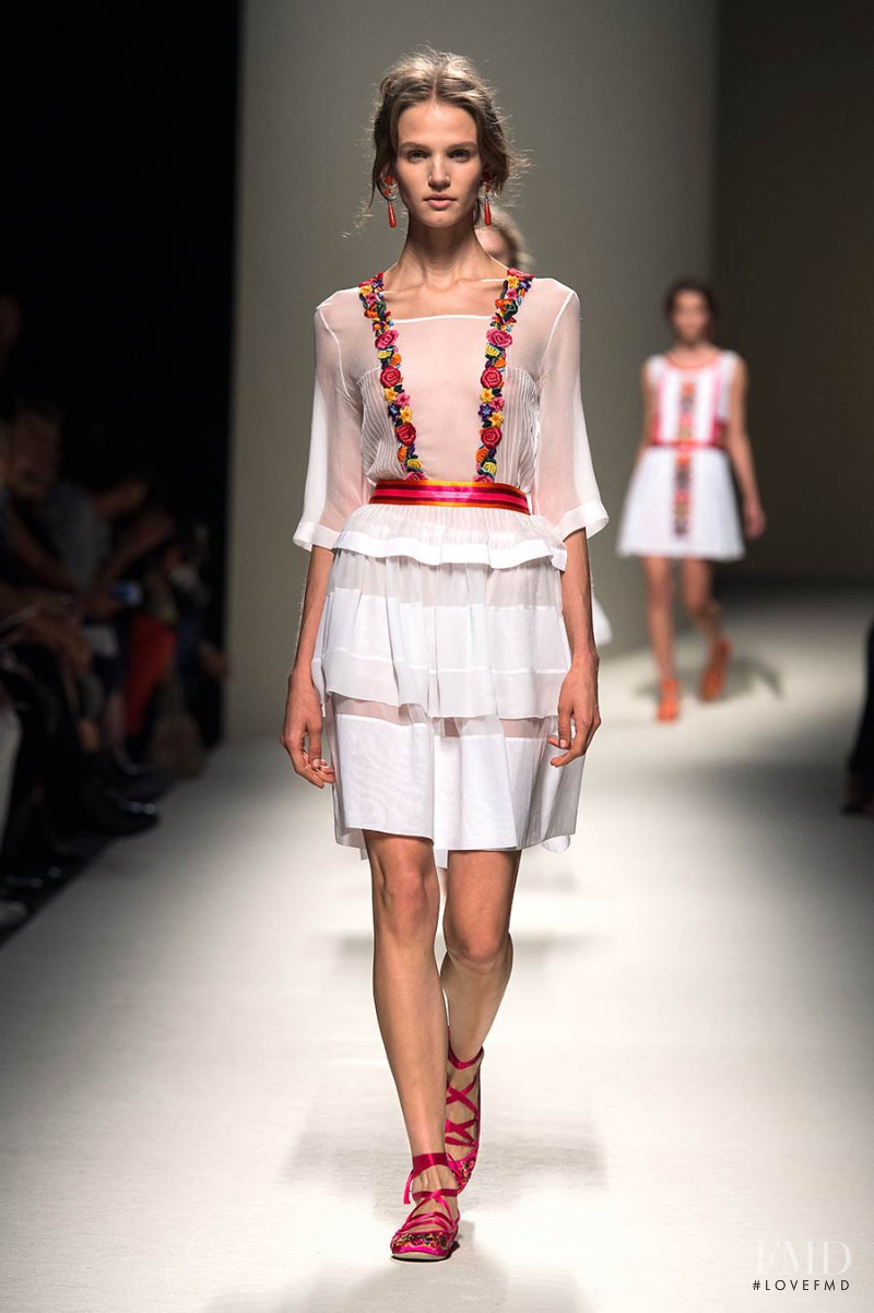 Ona Marija Auskelyte featured in  the Alberta Ferretti fashion show for Spring/Summer 2014