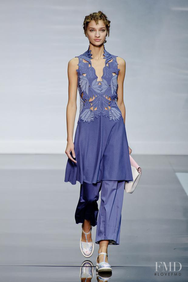 Emporio Armani fashion show for Spring/Summer 2014