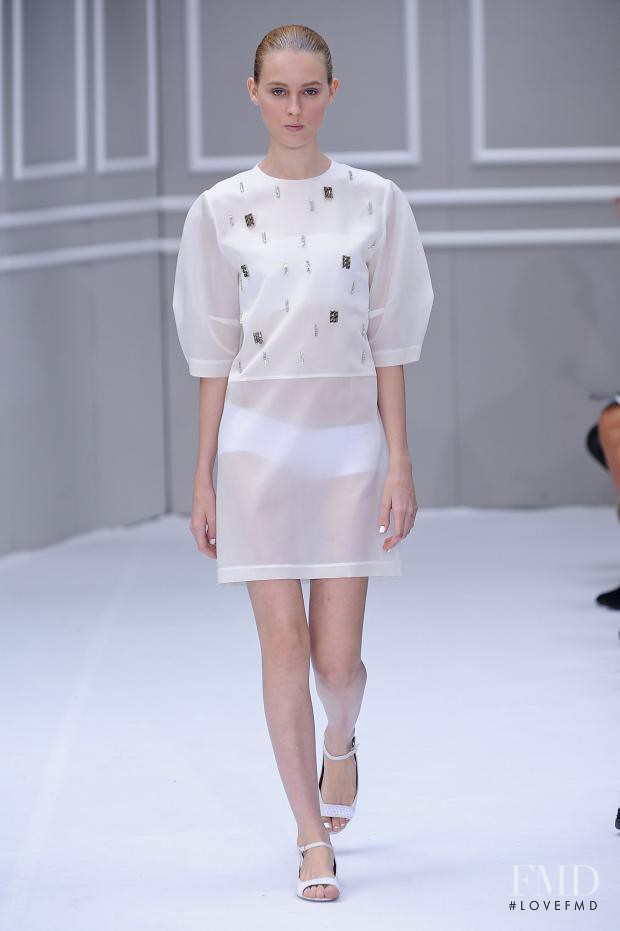 Beequeen by Chicca Lualdi fashion show for Spring/Summer 2014